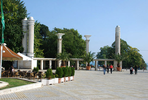 МРРБ ще отпусне още 3,7 млн. лв. за центъра на Варна 1 57786714 409b ad56 5