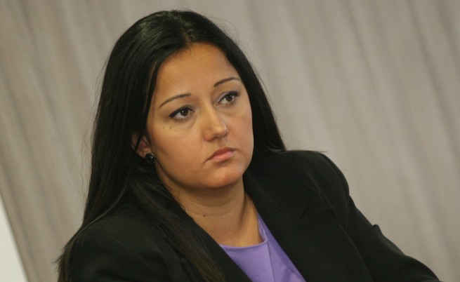 Лиляна Павлова: Багери бутат 4 ромски къщи в Гърмен след 5 дни