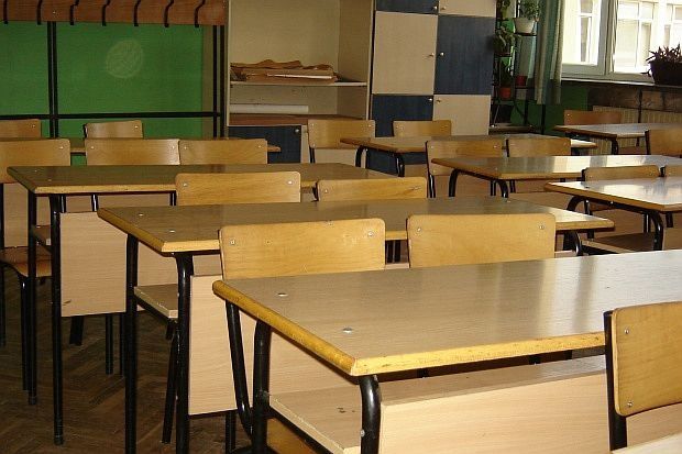 Сменят директорите на 13 училища в Плевенска област