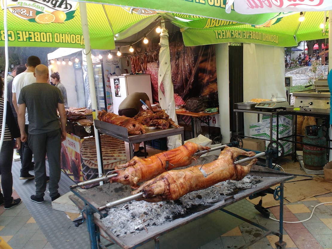 Балканският вкус и балканските ритми завладяват заралии