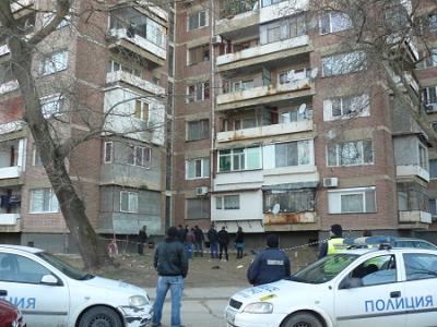 Общинска служителка от Козлодуй се хвърли от 10-ия етаж 1 57786714 8262 6335
