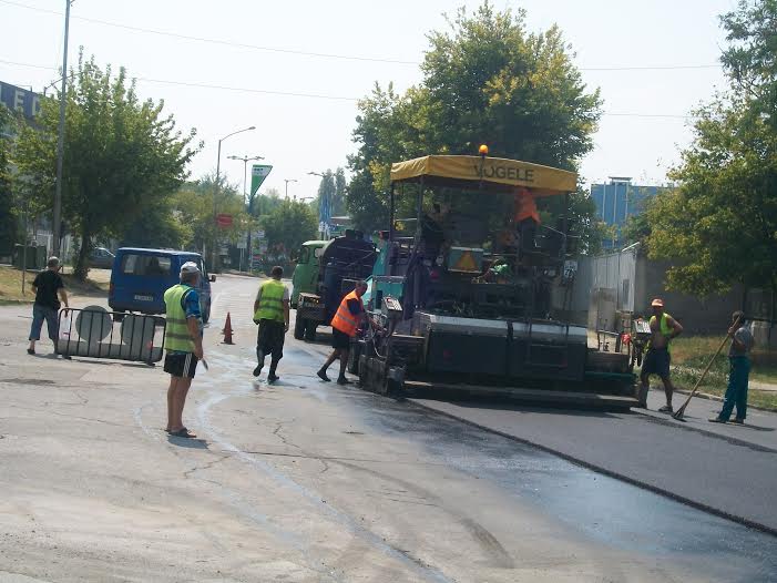 Изграждат нова улица в промишлената зона на силистренско село