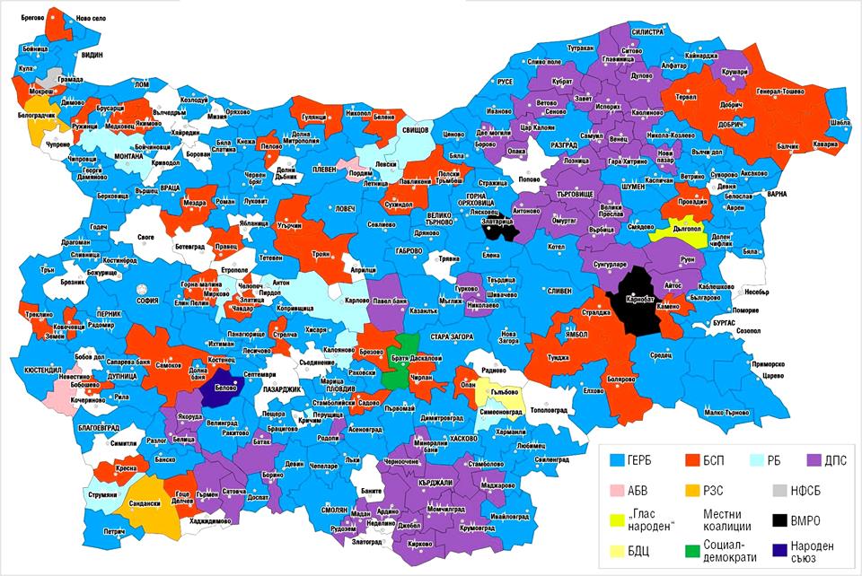Убедителни кметски победи, шарени общински съвети