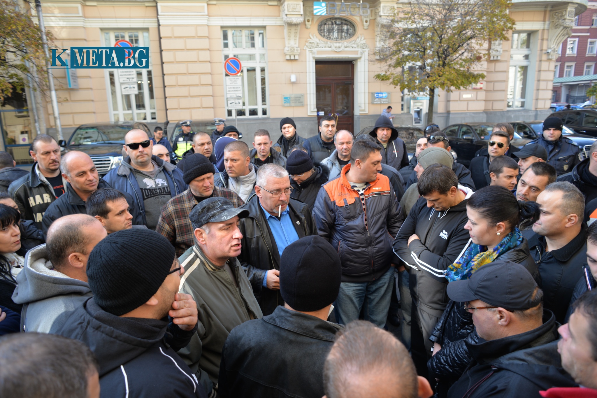 Борисов събира спешно министри заради протестите на полицаите