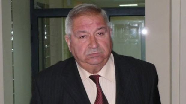 Глобиха кмета на Нови пазар заради непочистено речно корито