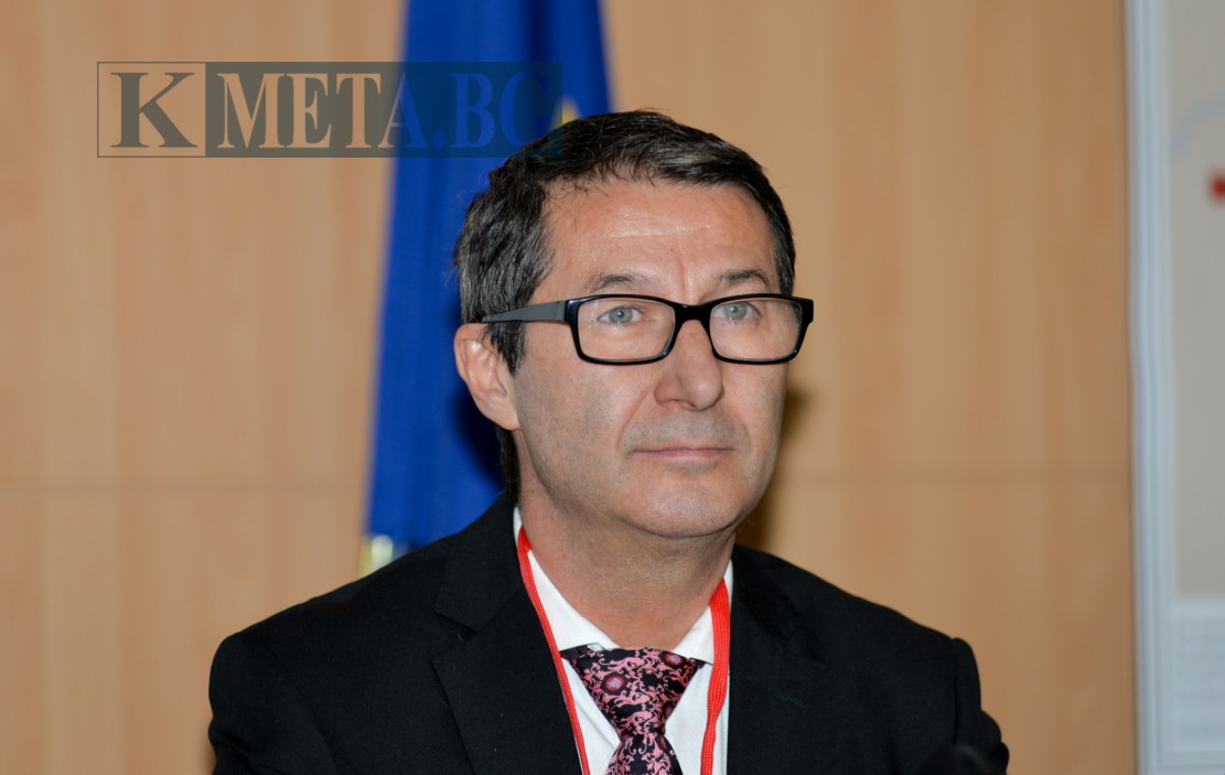 Каролев: България може да има 65 нови лифта до 2030 г. 1 57786714 9a7e 3456