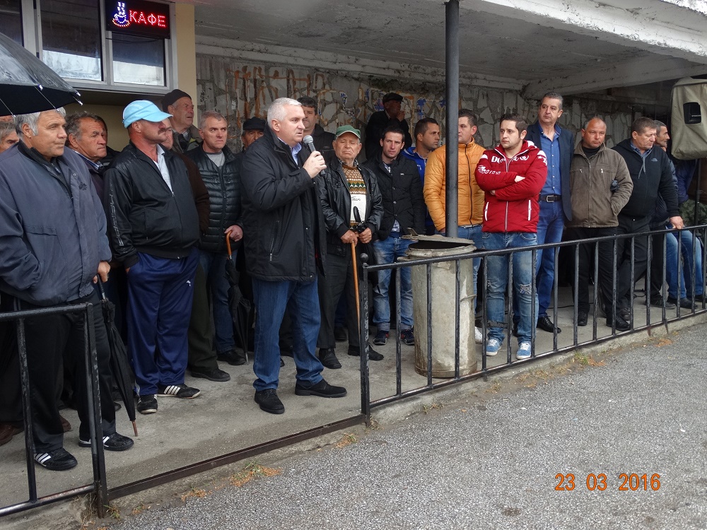 Тютюнджии протестират в подкрепа на “Булгартабак”