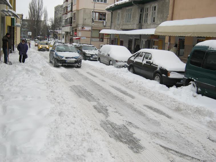 Няма констатирани нарушения и глоби за непочистени тротоари в Шумен