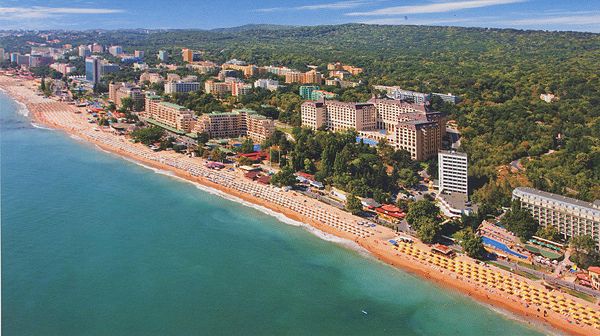 Немски туристи вилняха в български курорт (Подробности)