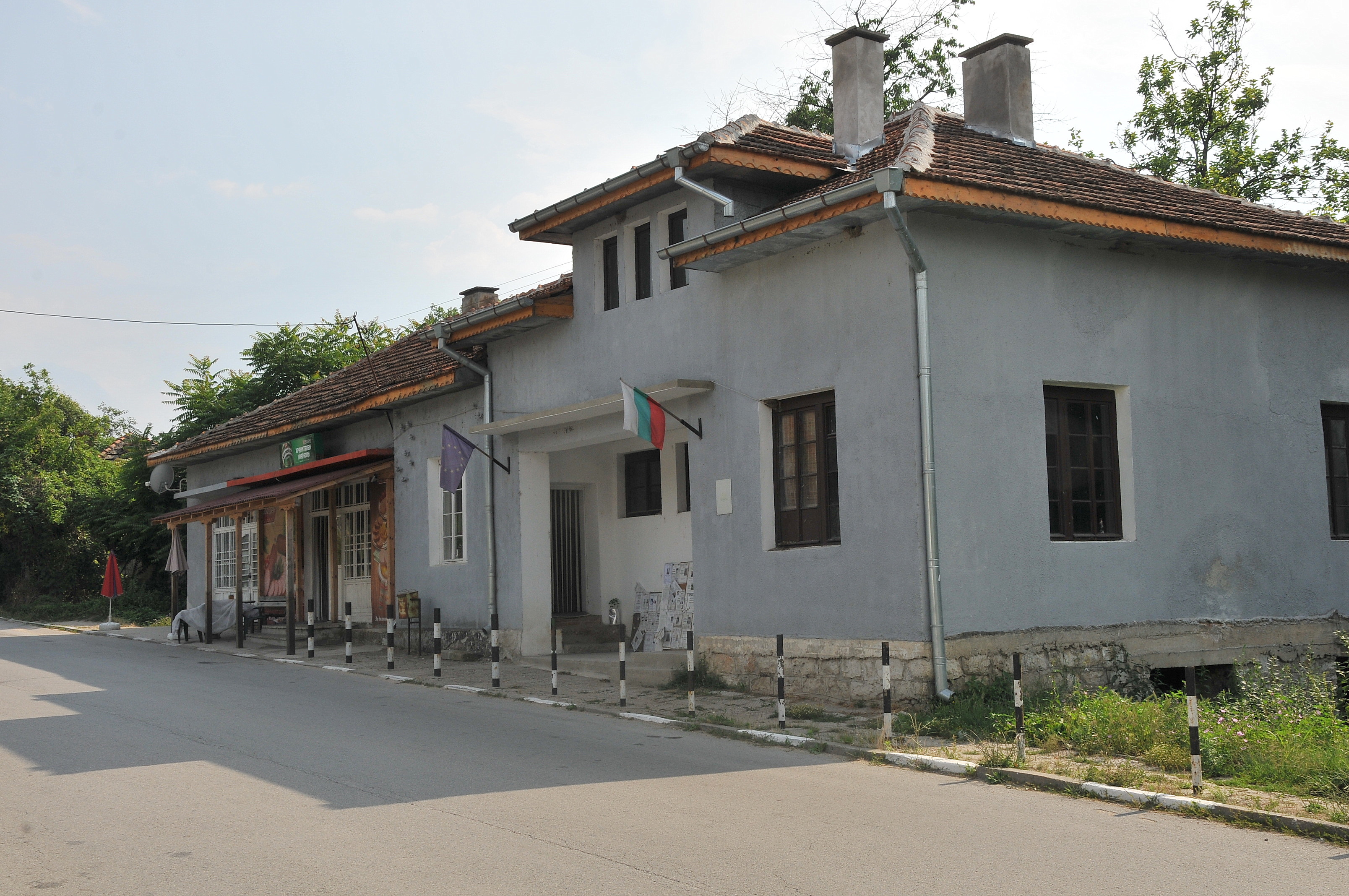 Старото училище в село Бела става модерна обществена сграда 9 Старото училище в село Бела става модерна обществена сграда