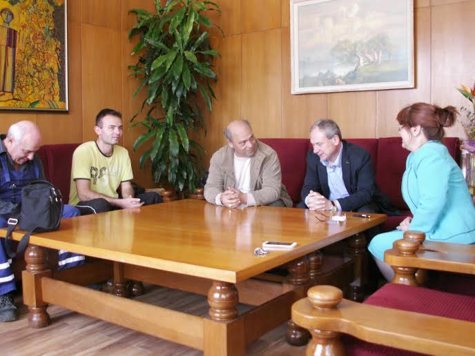 Преливащ язовир вдигна на крак общината в Търговище