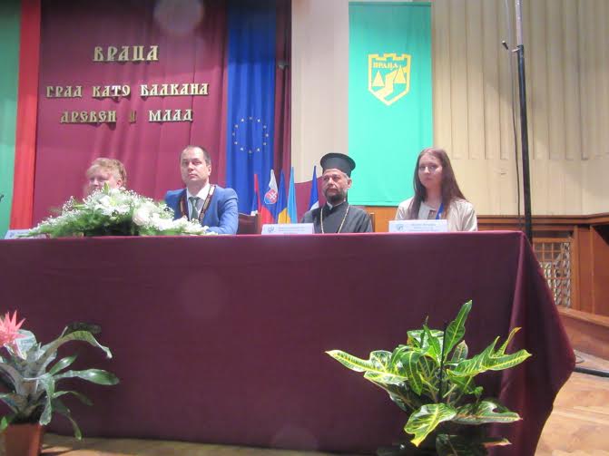 Заслужили врачани получиха отличия на празника на общината 9 Заслужили врачани получиха отличия на празника на общината