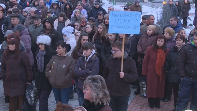 В Стрелча искат линч за екскмета, обвинен в изнасилване на ученичка