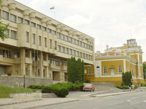 Общинарите в Шумен решават съдбата на гарата в Мадара