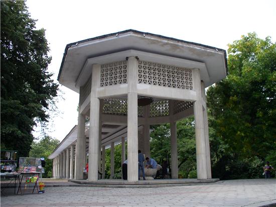 Хисаря си иска минералните бани от държавата