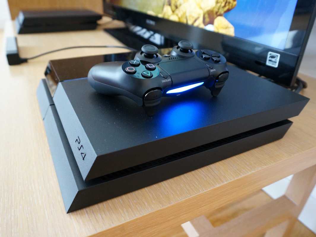 Терористите в Париж може да са общували чрез PlayStation 4 1 57786714 fb61 2d35