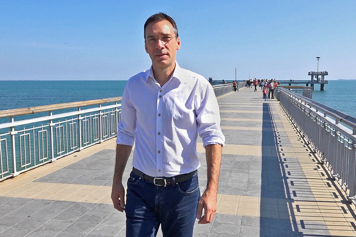 Кметът на Бургас: Доволен съм, че няма да бъда кандидат-президент