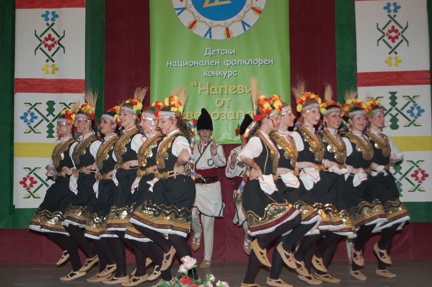 750 деца от страната пяха, танцуваха и свириха два дни в Монтана 9 750 деца от страната пяха, танцуваха и свириха два дни в Монтана