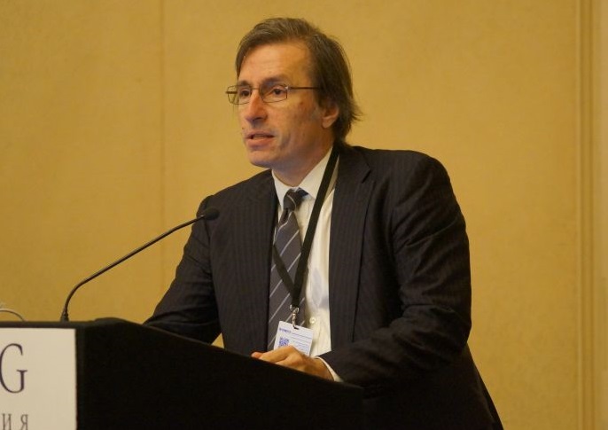 Петър Иванов: Студенти губят 5 г. в университета, а после учат за IT-специалисти