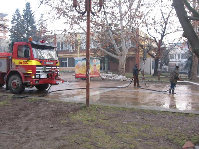 Чистят Монтана за женския празник 1 59fd8afc c0ed 91a5