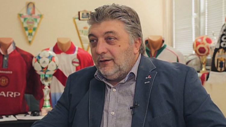 Вдовицата на Трифон Иванов разпродава имотите му
