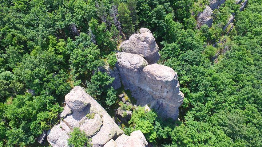 В Хасковско откриха българския Стоунхендж (Снимки)
