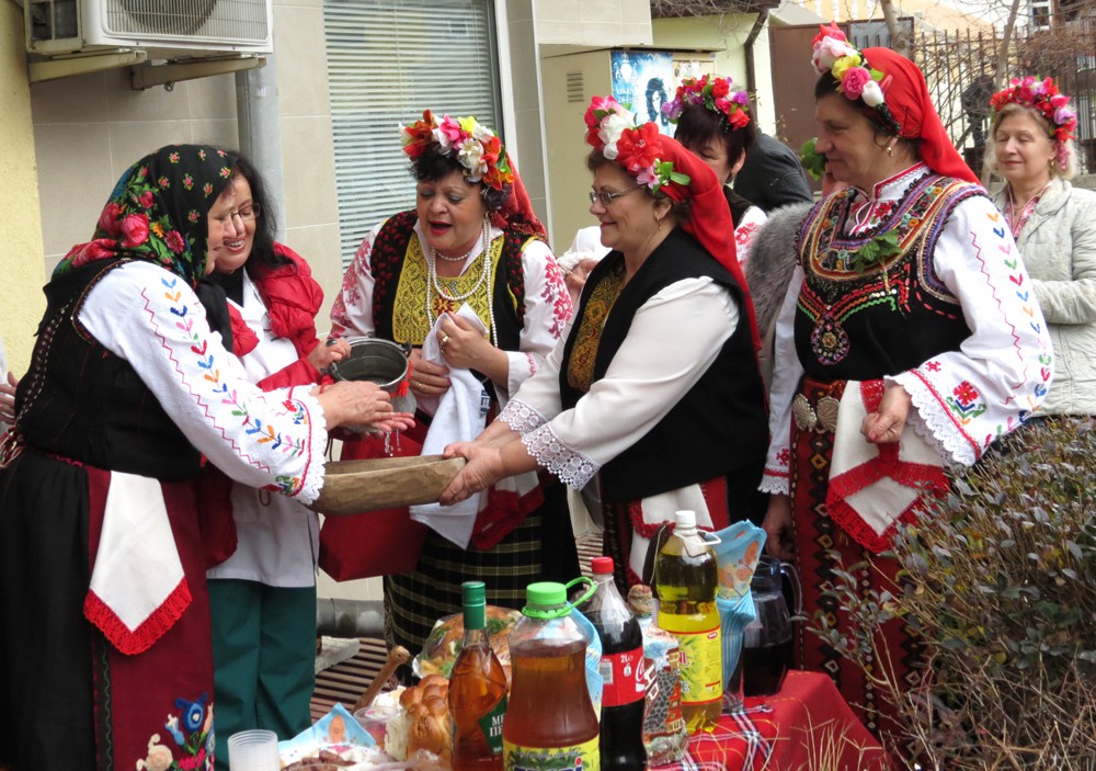 Празнуваме Бабинден