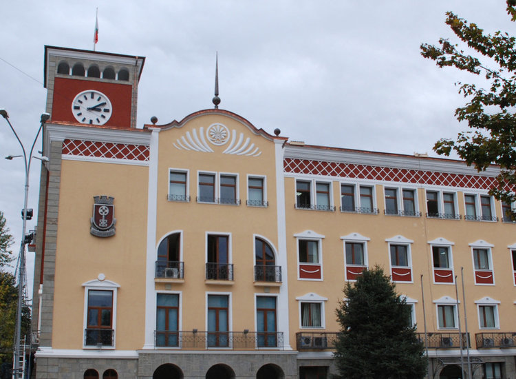 Съветническа драма в Хасково