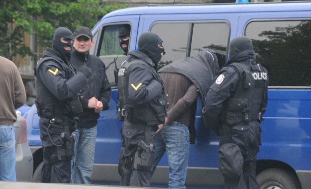 Акция на ДАНС и МВР в Пловдив срещу незаконния трафик на чужденци