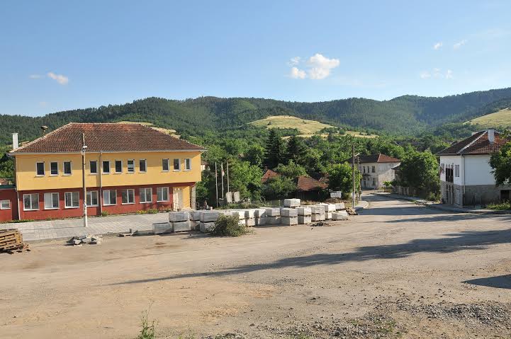 Село-именяк остана без именници 9 Село-именяк остана без именници