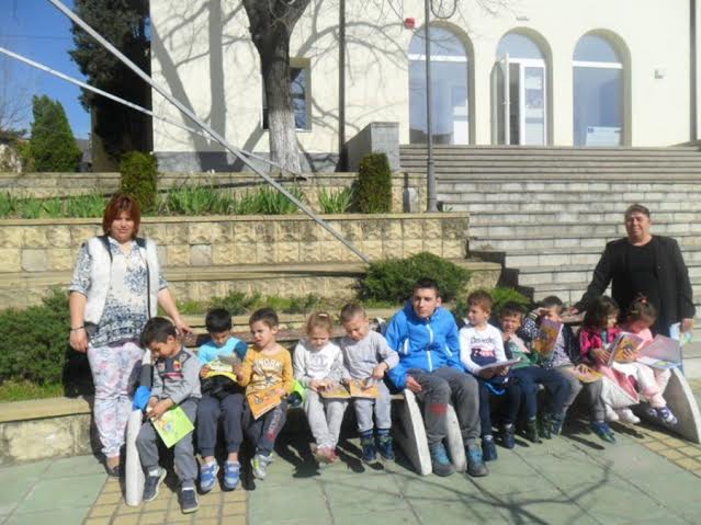 Десетки деца участваха в маратон на четенето в Симитли 1 5e1a64c4 b9a9 d03b