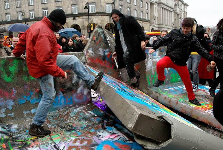Проектът "Щази" в Плевен връща спомени от падането на Берлинската стена 9 Проектът “Щази” в Плевен връща спомени от падането на Берлинската стена