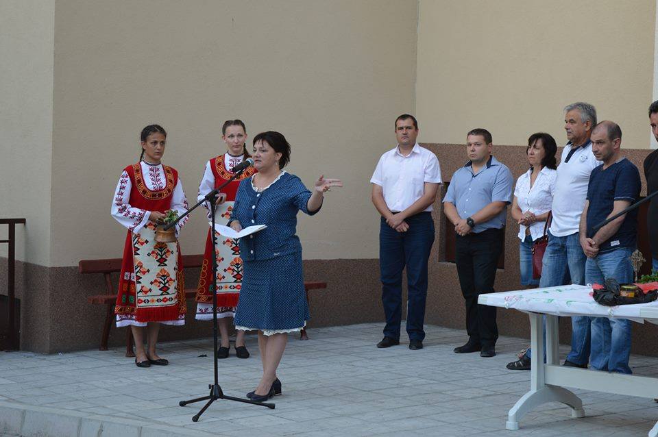 Откриха официално първите два санирани блока в Ивайловград