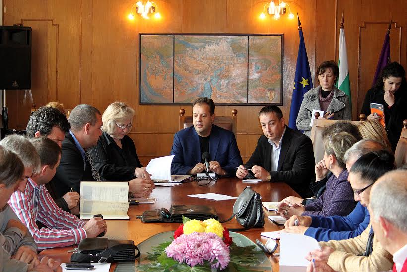 Повече пари по „Местни инициативи” ще имат във Великотърновско