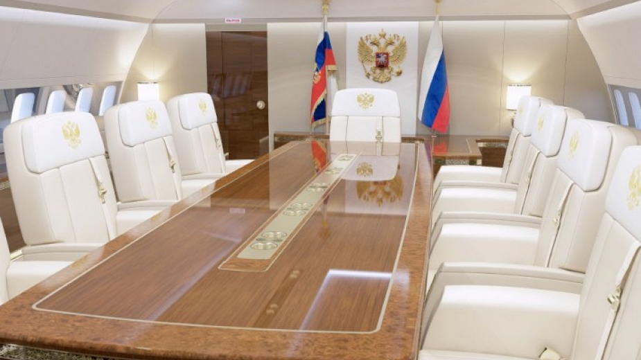 Самолетът на Путин – невиждан лукс и технологии (ГАЛЕРИЯ)