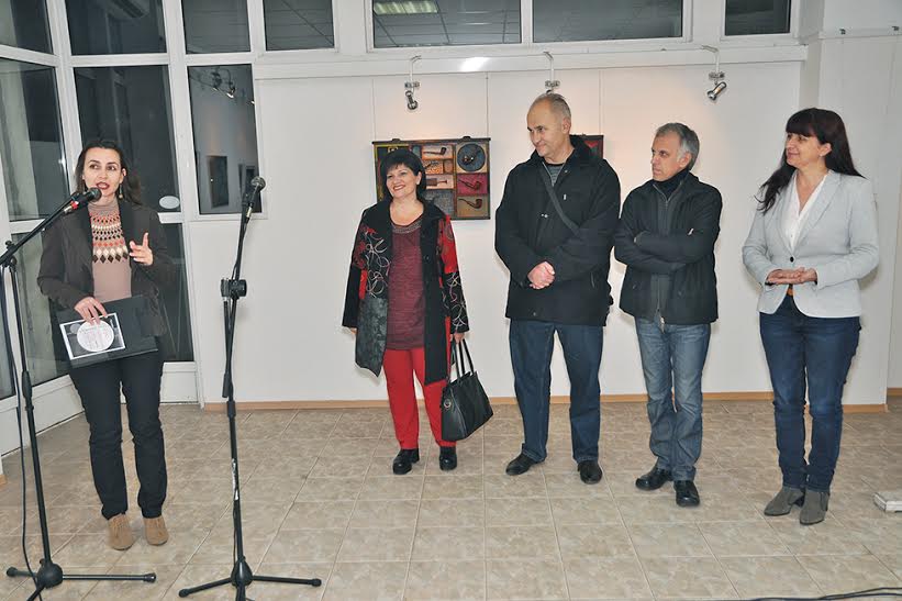 Художници от Ниш представиха свои картини в Лом