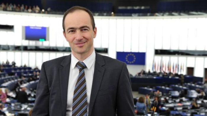 ЕП гласува проект за достъп до здравеопазване, предложен от Андрей Ковачев