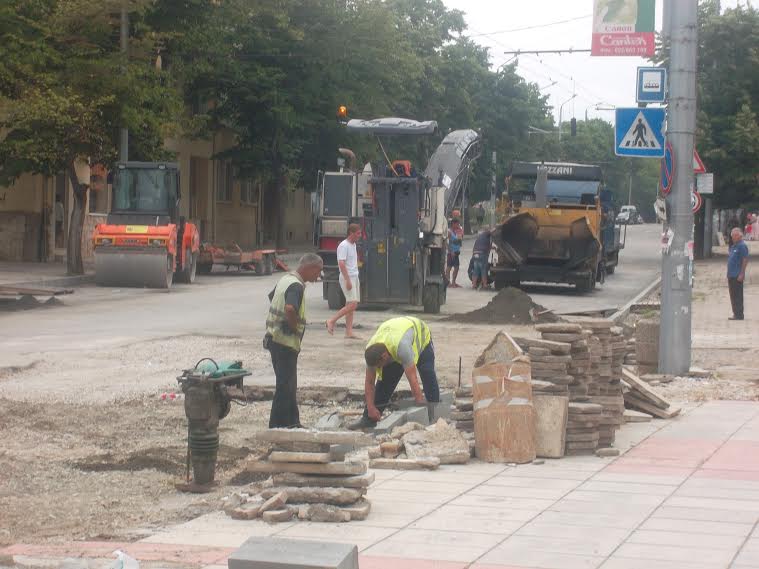 Правителството отпусна 1 млн. лв. за улиците във Враца 9 Правителството отпусна 1 млн. лв. за улиците във Враца