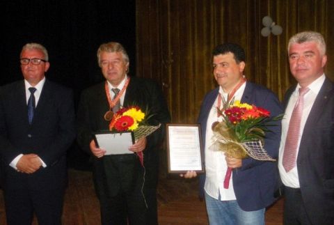 Момчилград с двама нови почетни граждани