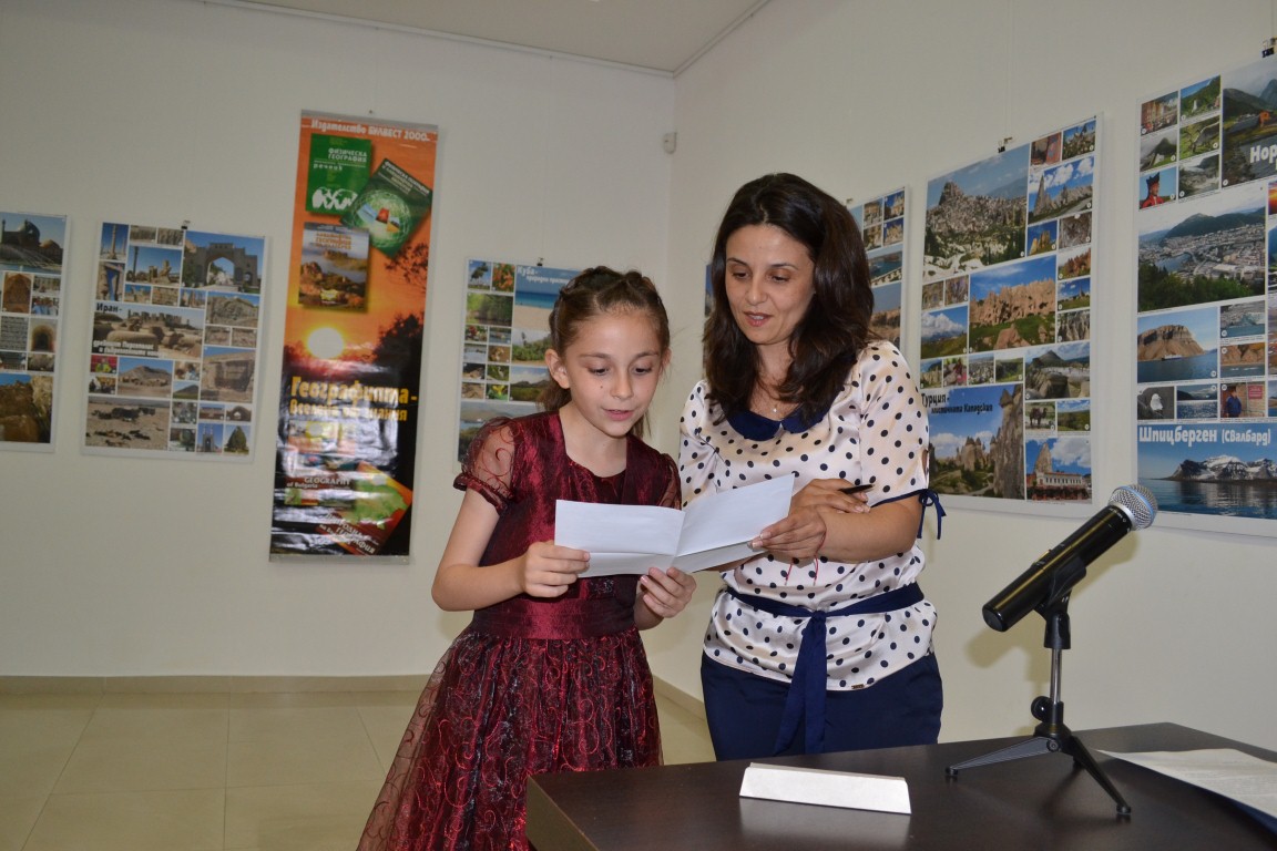 Късметлия от казанлъшко село ще пътува до Рим за Дни на розата