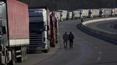 Спешна среща заради новата криза на границата