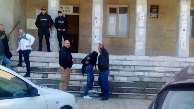 Отново екшън в Галиче 1 Galiche policia
