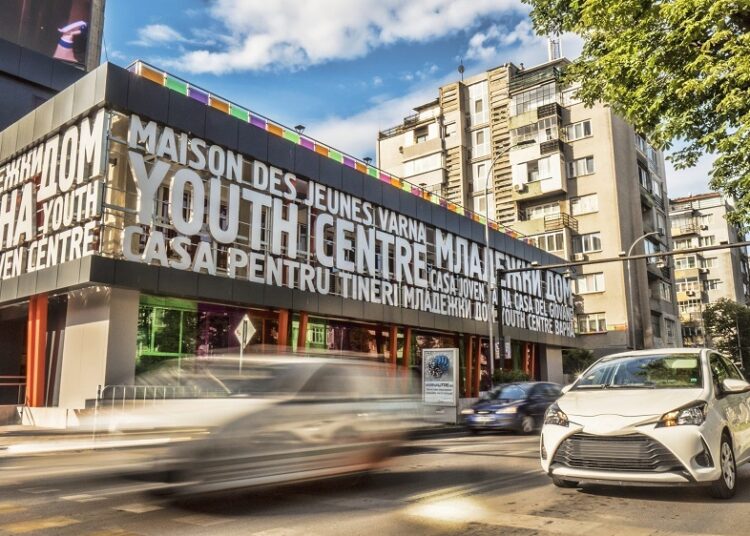 Над 700 е-автомобила във Варна зареждат безплатно 1 P1400551
