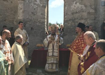 Митрополит Киприан ще служи в Потопената църква