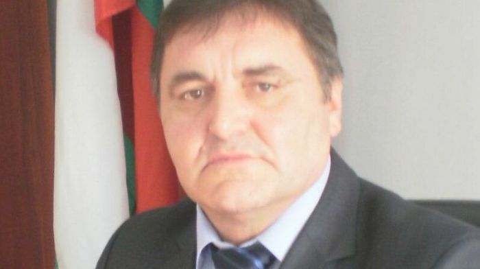 В Криводол: Заплашиха кмета и пребиха с бухалка заместник-кметица