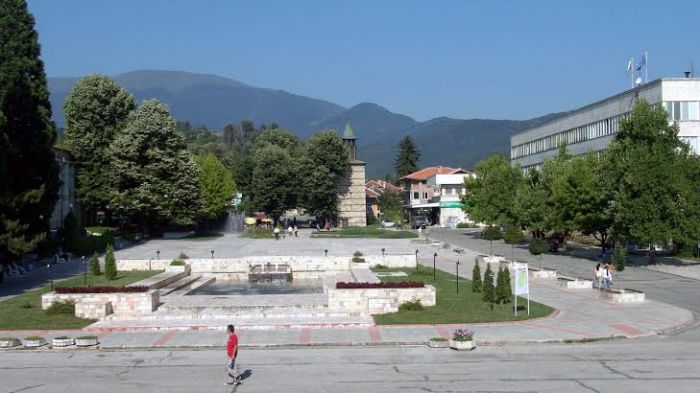 Питат берковчани за какво да се използват старите хали