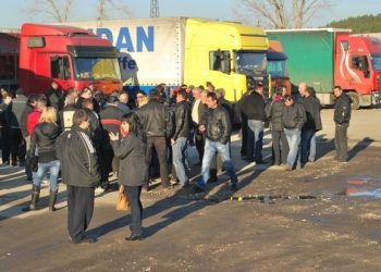 Великобритания с нови ограничения за превозвачите