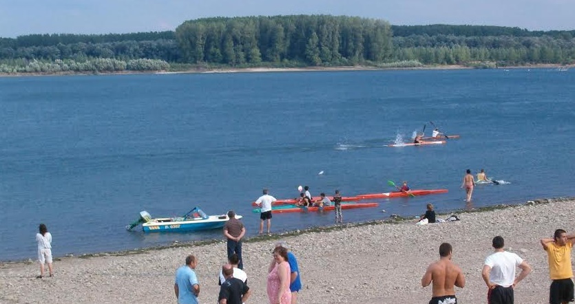 60 лодки “атакуват” Дунава