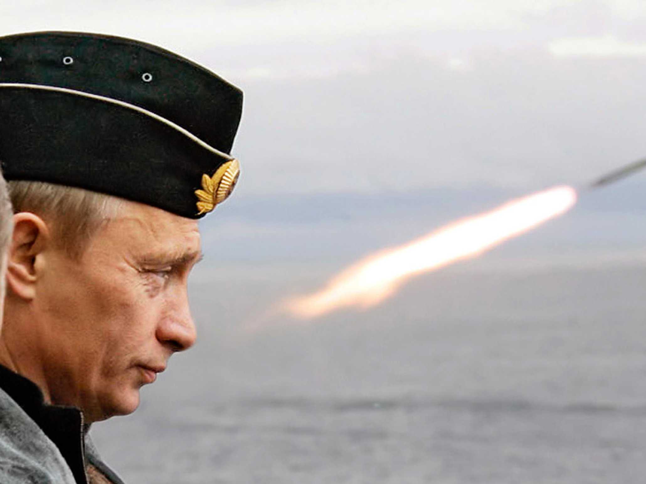 Путин вдигна армията по тревога