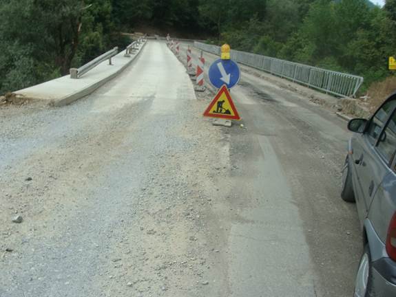 Пътният ремонт до Рилския манастир спря водата в Кочериново